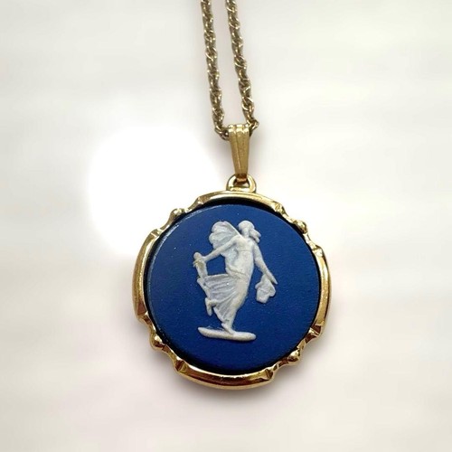 Wedgwood necklace charm - wedgwood,