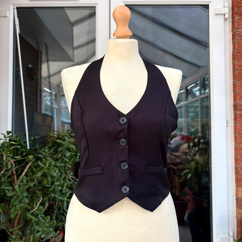 Tailored black halterneck - black,