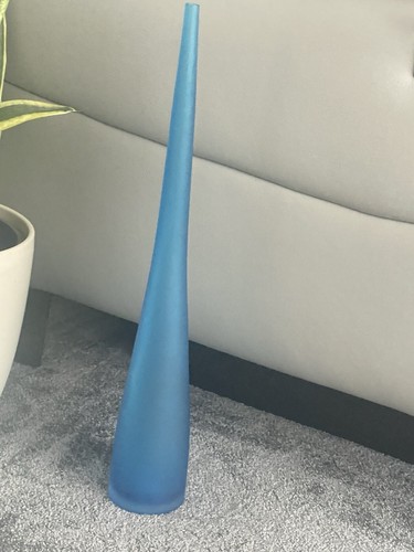 Frosted bottle vase art - s&p,