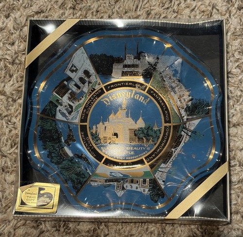 New disneyland scalloped glass - new,