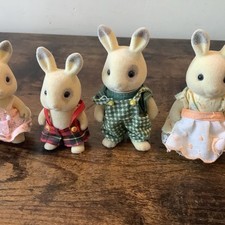 Sylvanian Families CORNTOP DUTCH SPOTTED RABBITS Family