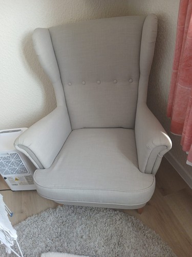 Comfy armchair hardly been - armchair,,