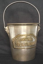  MOËT & CHANDON CHAMPAGNE