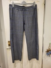 Ladies M&S Size 16 Short