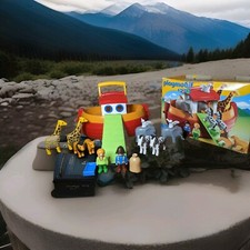 Playmobil 123 Noah's Ark + Animals Figures  6765 - Boxed + Complete 