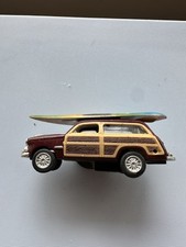 MAUI HAWAII, SURF BOARD ON