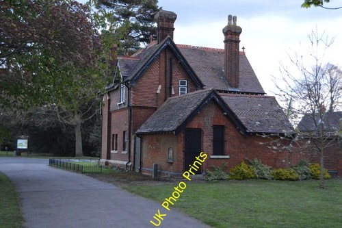 Photo 6x4 gate lodge bedford - photo,