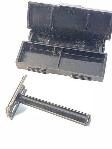 Vintage gillette tech razor - vintage, in