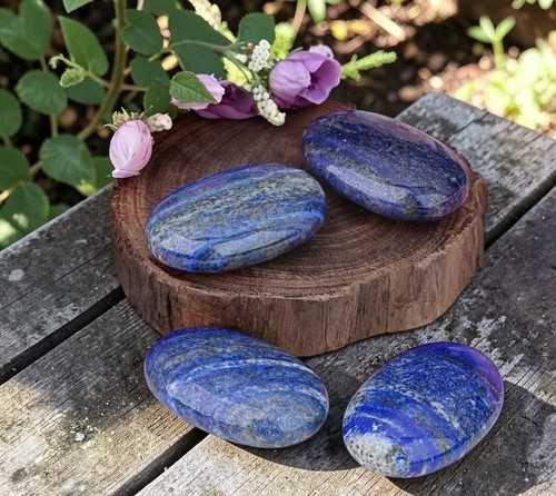 Polished lapis lazuli palm - polished,