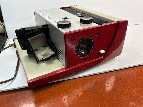 Kodak 300 projector - 300, works