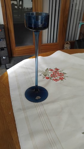 Wedgwood blue glass 28cm - wedgwood,