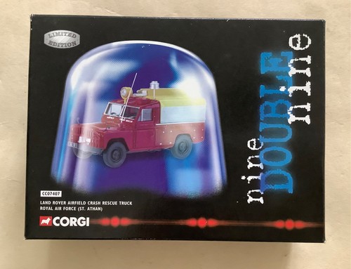 Corgi land rover airfield - corgi,