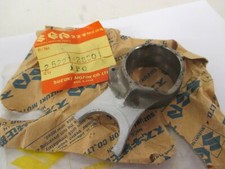 NOS SUZUKI GT185 TS185 RV125 TS125 TS100 RM125 GEAR SHIFT FORK # 2 25221-28001