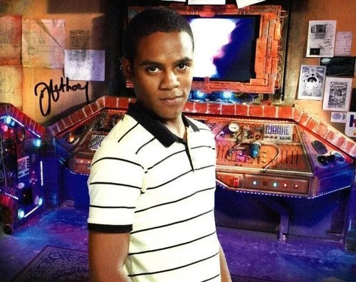 Doctor who autograph daniel - autograph:,