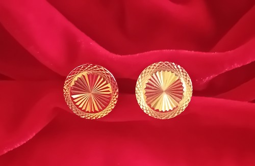 Gold tone vintage cufflinks - tone,