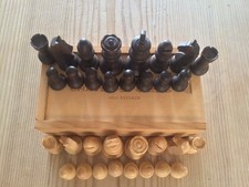 VINTAGE CHESS SET CHAVET