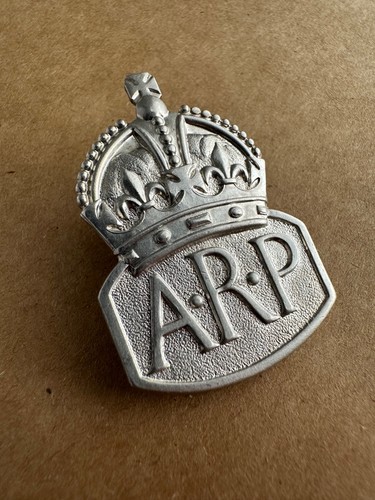 Badge wwii marples - a, &