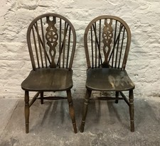 Vintage wheelback wood - 2,