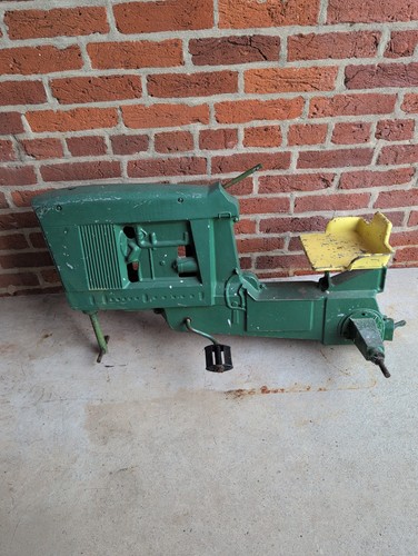 Vintage john deere - deere, pedal