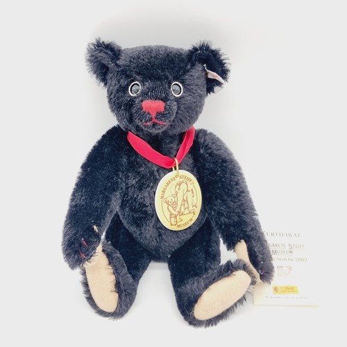 Steiff 671111 museum - bear, 2002