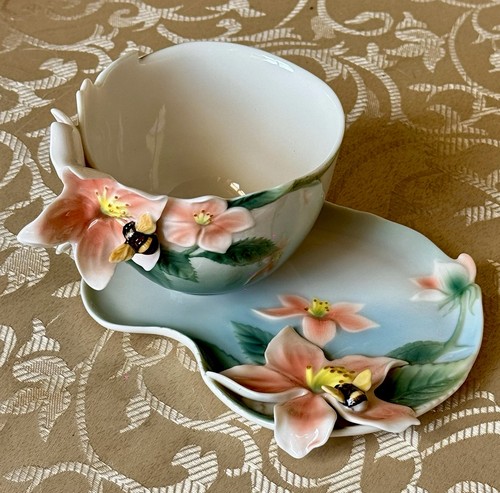 Franz porcelain bee - franz, &