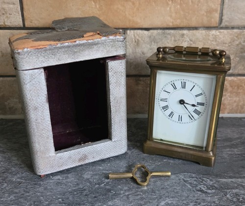 Brass carraige timepiece - brass,