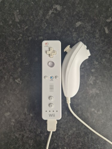 Nintendo wii controller - nintendo,