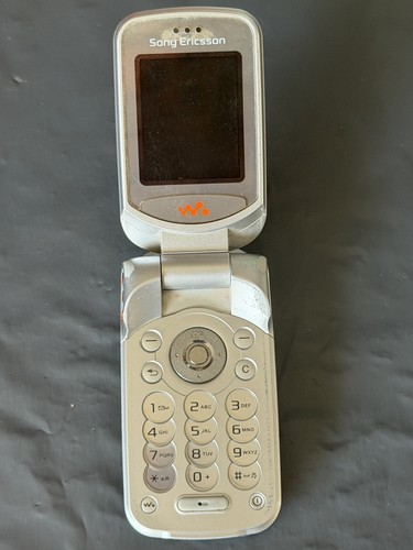 Rare sony ericsson w300 - rare,