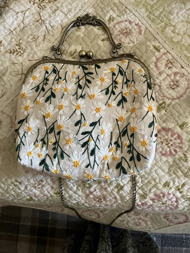 Floral bag with long chain - with,