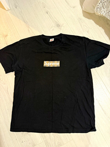Burberry supreme black logo - x,
