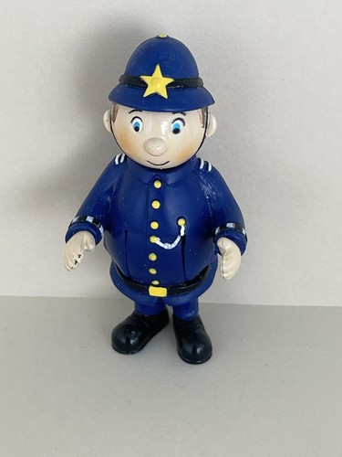 Noddy goes toyland enid - toyland,