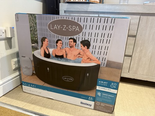 Lay spa miami airjet hot - lay-z-spa,