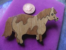 Sweet Vintage Wooden Thelwell Style Skewbald Pony Brooch Pin