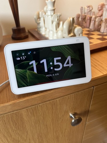 Amazon echo show 1st - 5,