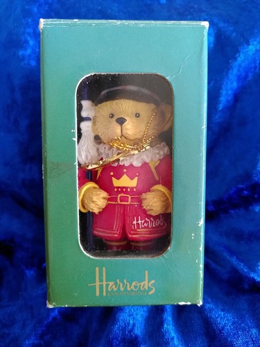 Harrods beefeater resin bear - harrods,