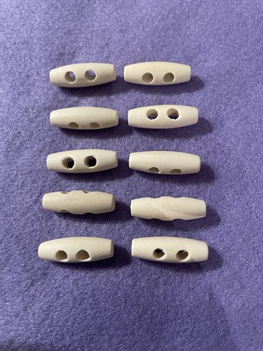 Cream wooden toggle - cream,