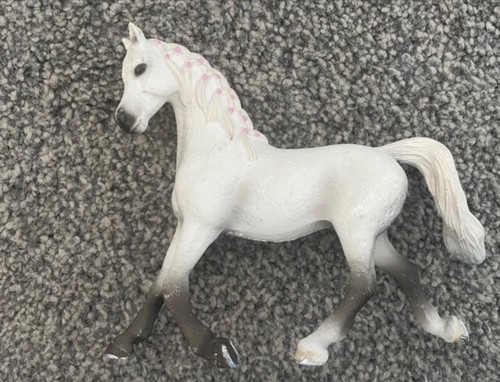 White schleich horse arabian - white,