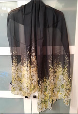 HOBBS, 100% silk scarf