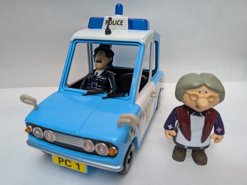 Postman pat selby - selby, mrs
