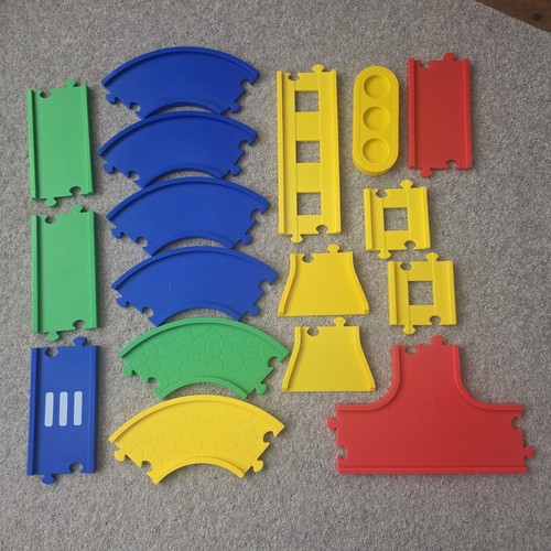 Elc happyland happy street - happy,