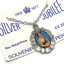 1977 Queen Elizabeth ii