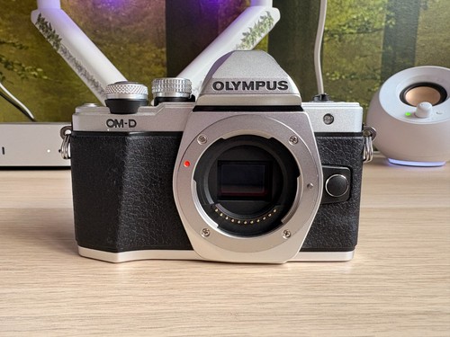 Olympus m10 mark - om-d,