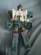 Transformers Generations Combiner Wars Bruticus Decepticon 8" Figure incomplete