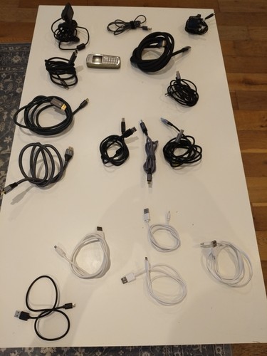 Job lot electronics cables - lot,