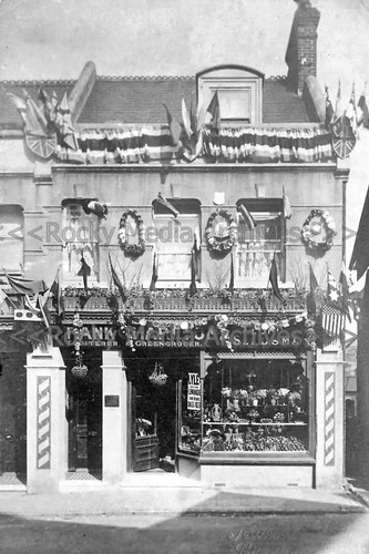 Bcn shopfront frank - bcn-70,