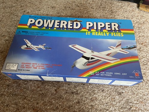 Toy powered piper - piper, battery
