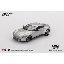 Aston Martin DB10