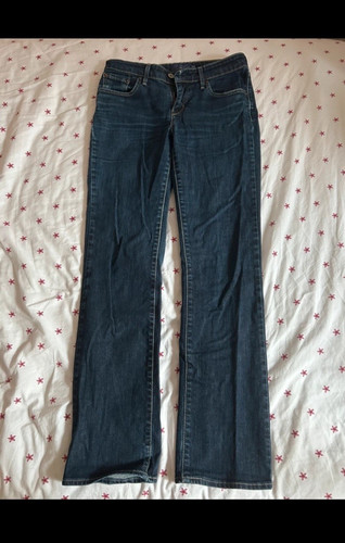 Levi demi curve classic - demi,