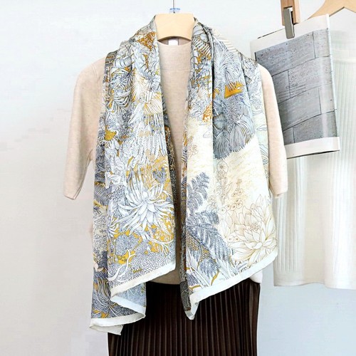 100 mulberry silk scarf - 100%,