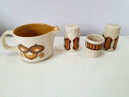 Vintage 1970 royal worcester - vintage, 1970's